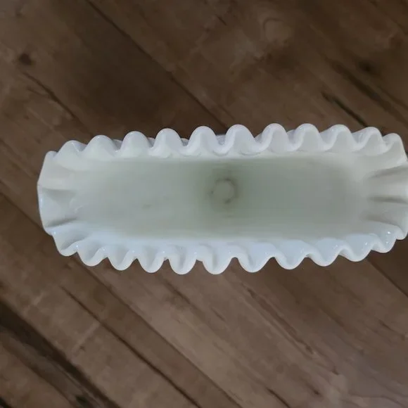 Vintage Fenton Hobnail Vase - Picture 5 of 5
